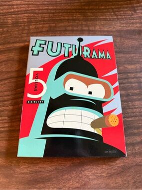 Futurama Volume 5 (has shelf wear)